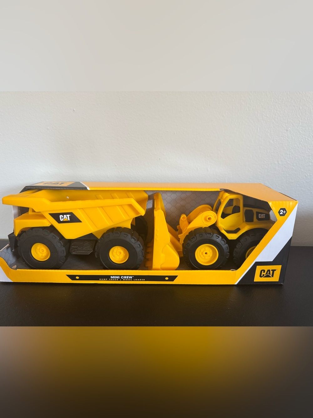 CAT Mini Crew Construction Vehicle Set Dump Truck & Wheel Loader Toy 2+
